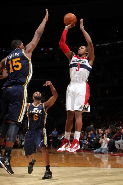 众带来了一 众带来了一